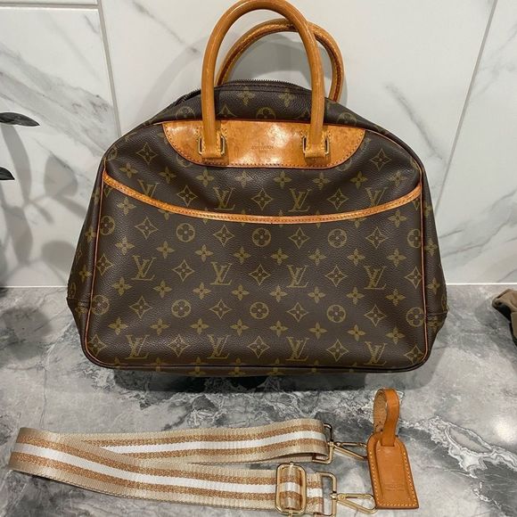 Louis Vuitton Bags Louis Vuitton Monogram Deauville Travel Bag
